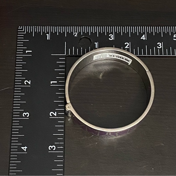 MARC JACOBS Dark Magenta Logo Enamel Hinged Bangle Bracelet - Picture 9 of 11